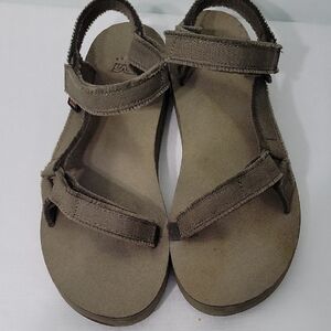 Teva  Unisex Green Olive Color Sandals Size 11